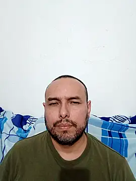 Snapshot of ElSunEagle chatting on February 19, 2026, 12:29 am ElSunEagle online show from February 19, 2026, 12:29 am