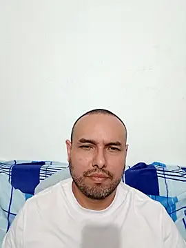 Snapshot of ElSunEagle chatting on February 11, 2026, 12:54 am ElSunEagle online show from February 11, 2026, 12:54 am