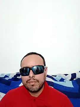 Snapshot of ElSunEagle chatting on March 25, 2026, 2:12 am ElSunEagle online show from March 25, 2026, 2:12 am