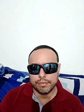 Snapshot of ElSunEagle chatting on March 19, 2026, 1:49 am ElSunEagle online show from March 19, 2026, 1:49 am