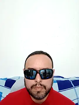 Snapshot of ElSunEagle chatting on April 6, 2026, 2:29 am ElSunEagle online show from April 6, 2026, 2:29 am