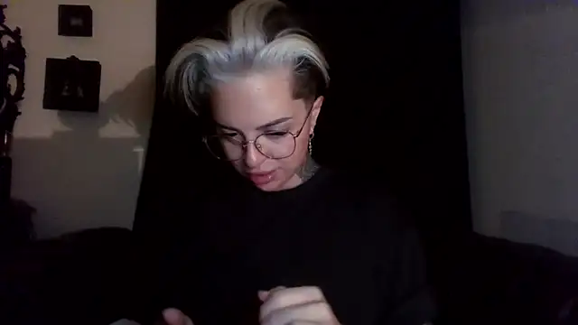 Rubyrichhxo online show from September 13, 2025, 9:04 pm