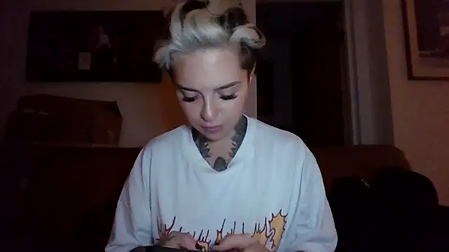 Rubyrichhxo online show from October 6, 2025, 9:59 pm