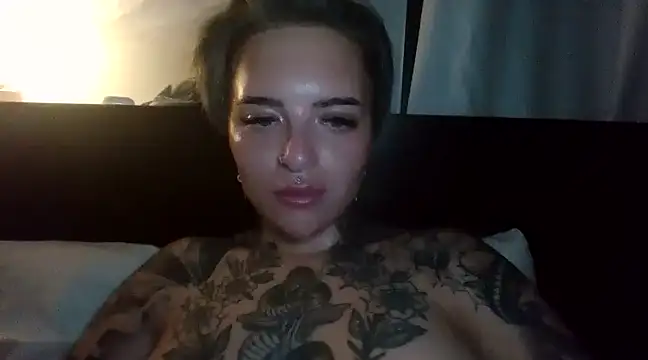 Rubyrichhxo online show from January 16, 2025, 5:55 pm
