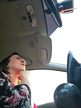 minierose online show from February 27, 2025, 3:05 pm