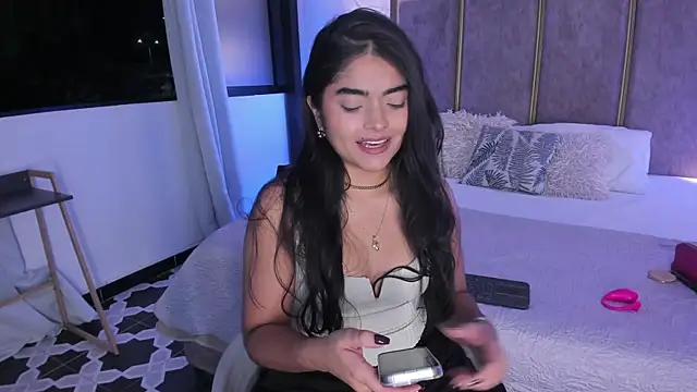 GiselOrtiz online show from July 11, 2026, 9:42 am