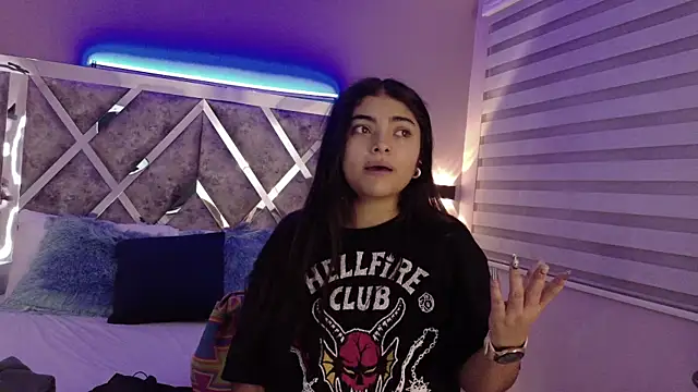 GiselOrtiz online show from October 24, 2025, 10:47 am