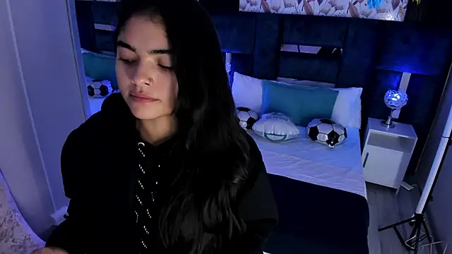GiselOrtiz online show from July 14, 2026, 11:27 am