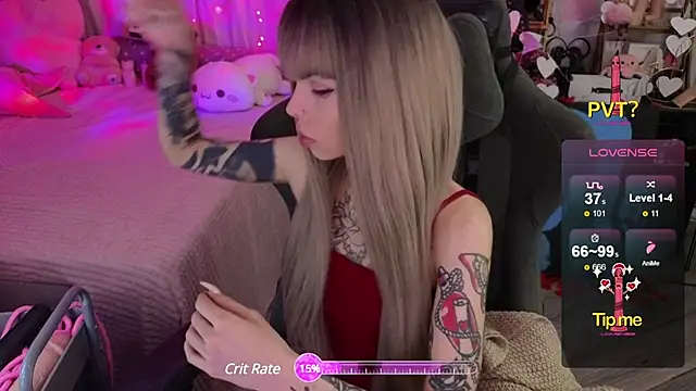 Kerry Kirk online show from February 25, 2025, 7:49 pm