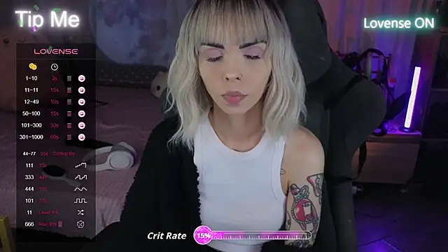 Kerry Kirk online show from October 8, 2025, 11:16 pm