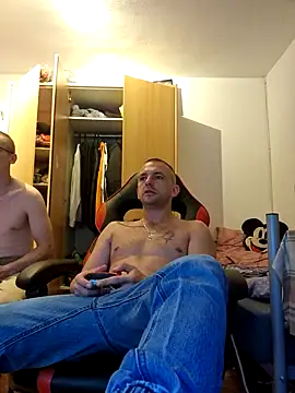 magicSeX4You online show from October 7, 2025, 9:49 pm