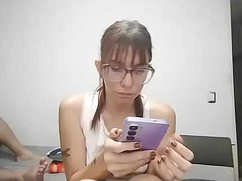 Luna-e-Franco1 online show from February 22, 2026, 12:02 am