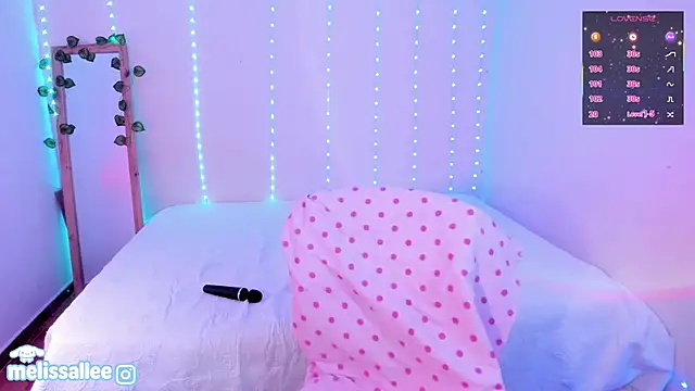 Anastasia1213 online show from September 26, 2025, 11:44 pm