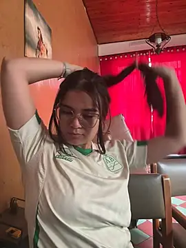 CamilaSofiia online show from March 5, 2026, 8:49 pm