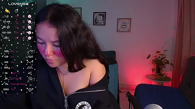 Lexie Thompson10 online show from February 28, 2025, 7:37 am