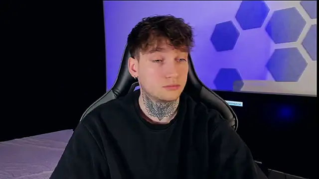 Chris Tyson online show from March 19, 2025, 1:21 am