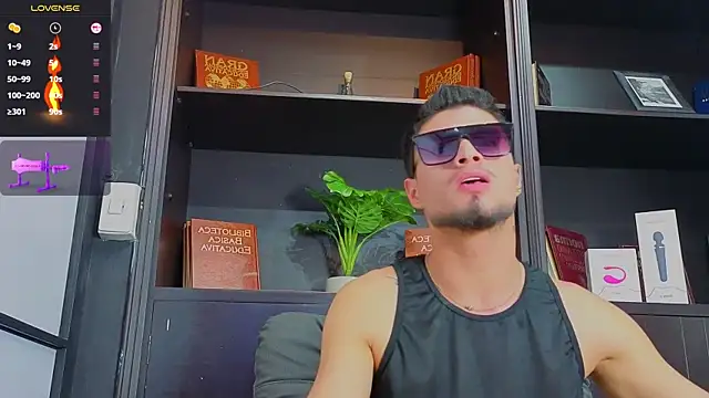 EdwardRoss  online show from September 16, 2025, 6:58 am