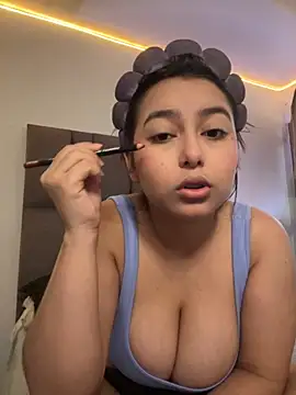 RexxaYBlade online show from September 19, 2025, 3:27 pm