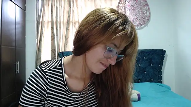 Snapshot of Kate_lorens9 chatting on March 10, 2026, 12:53 pm Kate lorens9 online show from March 10, 2026, 12:53 pm