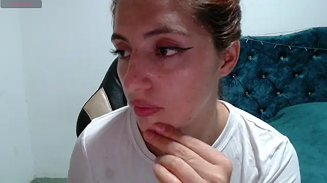 Kate lorens9 online show from March 11, 2025, 11:47 pm