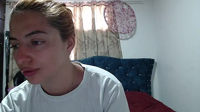 Kate lorens9 online show from September 22, 2025, 12:22 pm