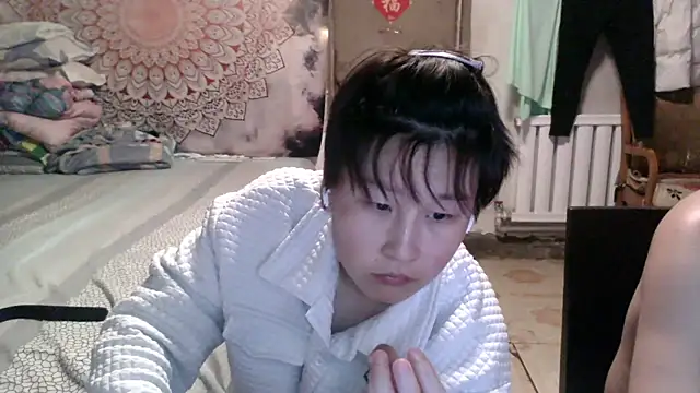 Snapshot of XiaNa2023 chatting on December 7, 2024, 5:26 pm XiaNa2023 online show from December 7, 2024, 5:26 pm