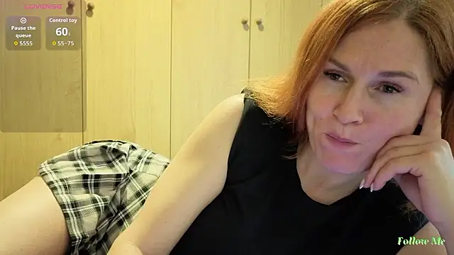 Snapshot of Sheandhim23 chatting on February 25, 2026, 1:11 pm Sheandhim23 online show from February 25, 2026, 1:11 pm