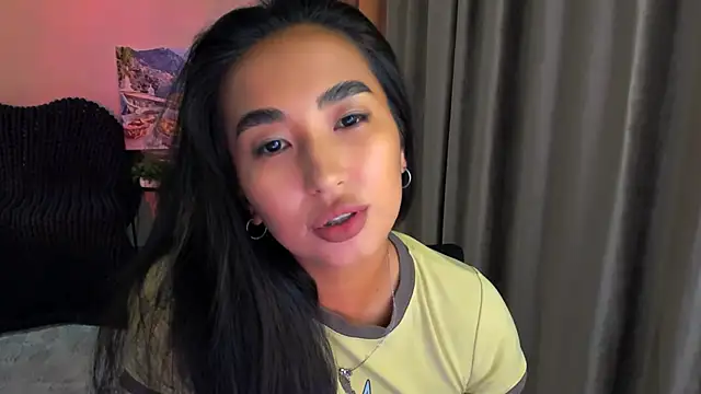 worldofkim online show from January 28, 2025, 9:08 pm