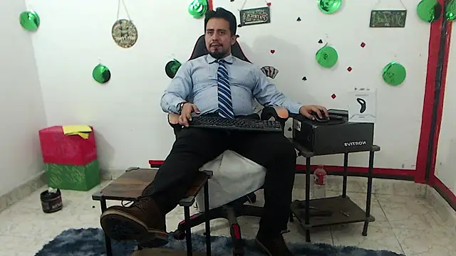 KalethBigDick online show from June 19, 2026, 5:24 am