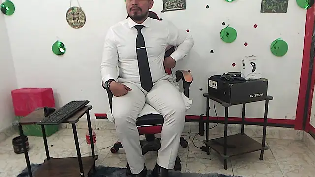 Snapshot of KalethBigDick chatting on July 28, 2026, 8:52 pm KalethBigDick online show from July 28, 2026, 8:52 pm