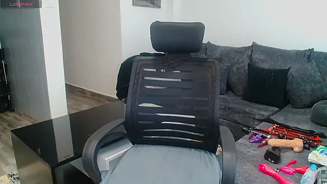 Snapshot of yummy_sweet_caramel chatting on May 22, 2026, 4:21 am yummy sweet caramel online show from May 22, 2026, 4:21 am