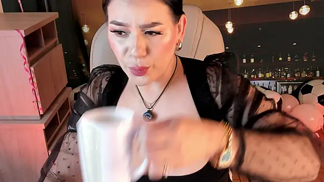 Miah gomez  online show from June 24, 2026, 8:39 pm