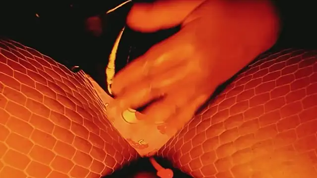 Snapshot of Open2Offers chatting on February 7, 2026, 12:24 pm Open2Offers online show from February 7, 2026, 12:24 pm