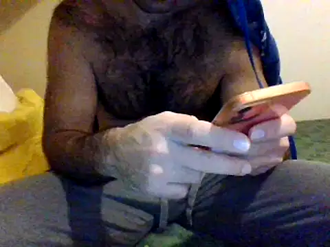 Snapshot of coppai200 chatting on February 9, 2026, 11:47 pm coppai200 online show from February 9, 2026, 11:47 pm