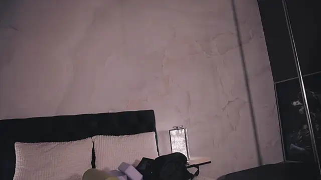 Snapshot of U_KINKY chatting on September 25, 2025, 1:17 pm U KINKY online show from September 25, 2025, 1:17 pm