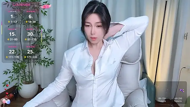 Snapshot of Ada-xixi chatting on February 25, 2026, 12:05 pm Ada-xixi online show from February 25, 2026, 12:05 pm