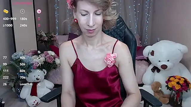 AdrianaSea online show from September 16, 2025, 6:14 am