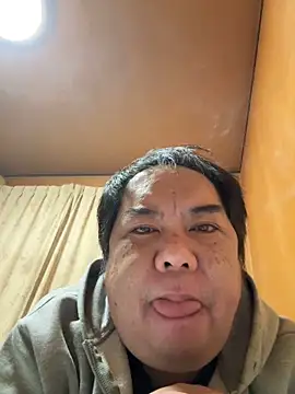 Snapshot of punk0805 chatting on March 7, 2026, 1:49 pm punk0805 online show from March 7, 2026, 1:49 pm