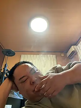 punk0805 online show from September 13, 2025, 4:12 am