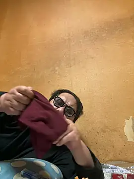 Snapshot of punk0805 chatting on February 26, 2026, 1:11 pm punk0805 online show from February 26, 2026, 1:11 pm