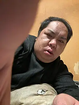 Snapshot of punk0805 chatting on February 6, 2026, 11:39 am punk0805 online show from February 6, 2026, 11:39 am