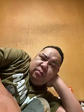 punk0805 online show from October 8, 2025, 11:56 am