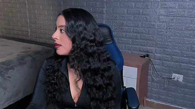 magic marg online show from November 11, 2025, 8:47 pm