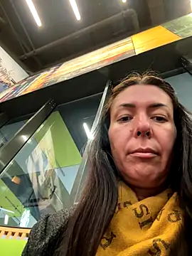 eveangelll online show from October 3, 2025, 5:53 am