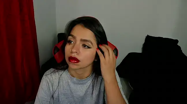 Snapshot of cory_rose chatting on February 28, 2025, 4:10 am cory rose online show from February 28, 2025, 4:10 am