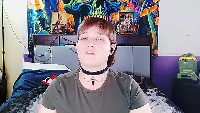 Snapshot of Chloenightmare chatting on February 26, 2026, 6:13 am Chloenightmare online show from February 26, 2026, 6:13 am