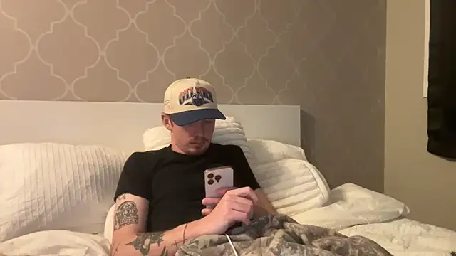 younghungginger online show from April 21, 2026, 2:36 am