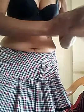 sunita6009 online show from April 7, 2026, 8:27 am