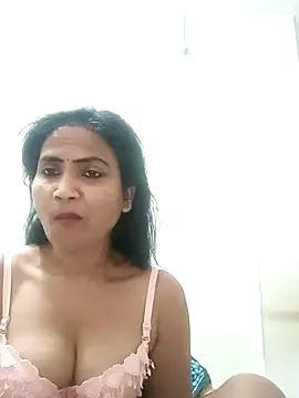 sunita6009 online show from September 12, 2025, 5:02 pm