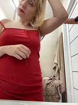 Yourdirtybitch online show from September 21, 2025, 8:14 pm